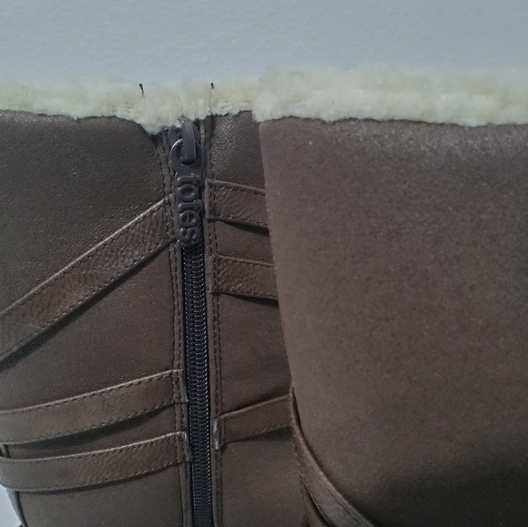 NWOB Totes Boots - Picture 8 of 11